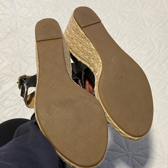 Vionic Tulum Vero Black Wedge Sandals size US 9 - Picture 7 of 9